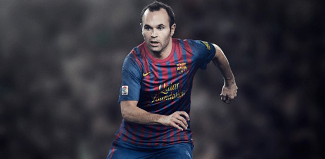 Barcelona_thuisshirt_2011_2012(4).jpg