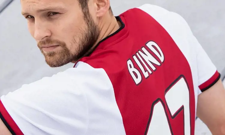 Officiële bedrukking Ajax thuisshirt 2019-2020