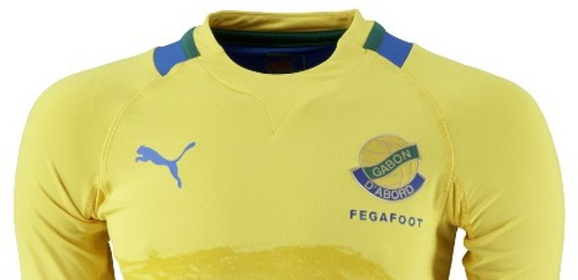 Gabon_voetbalshirts_2011_2013.jpg