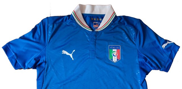 Italie_thuisshirt_2012_2013.jpg
