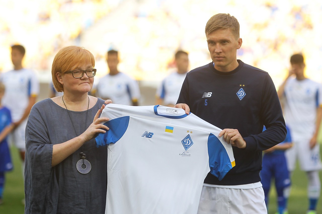 dynamo-kiev-thuisshirt-2019-2020.jpg
