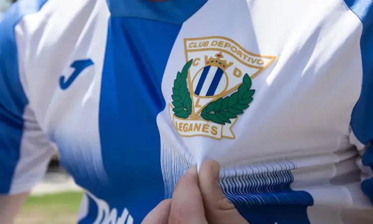 Leganes thuisshirt 2019-2020