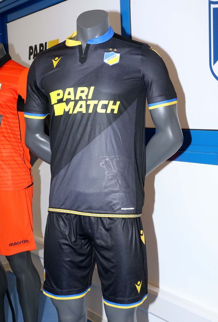 Apoel Nicosia uitshirt 2019-2020