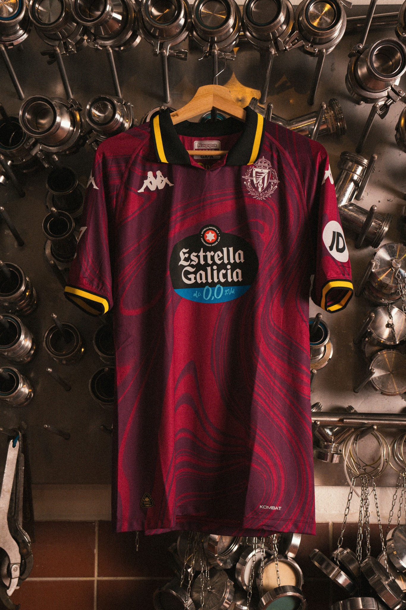 Dit zijn de Real Valladolid voetbalshirts 2024-2025