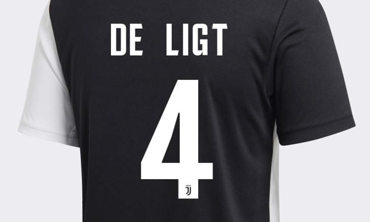 Het Juventus Voetbalshirt Van Matthijs De Ligt Voetbalshirts Com