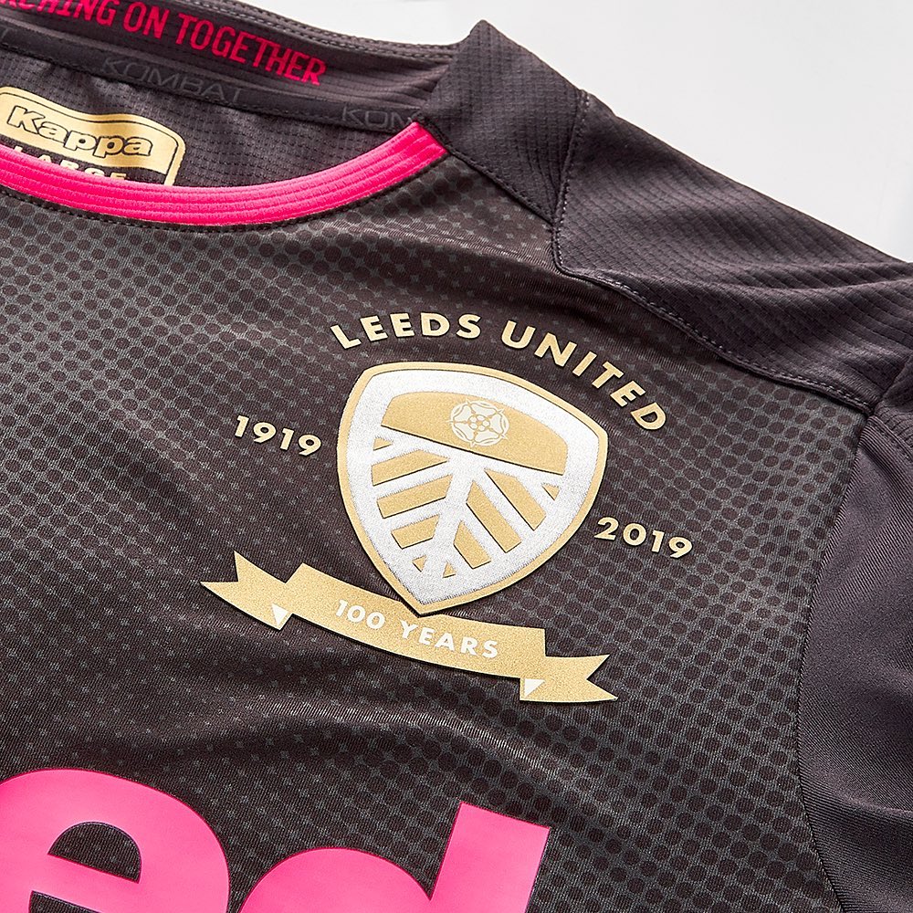 Leeds United Uitshirt 2019-2020 - Voetbalshirts.Com