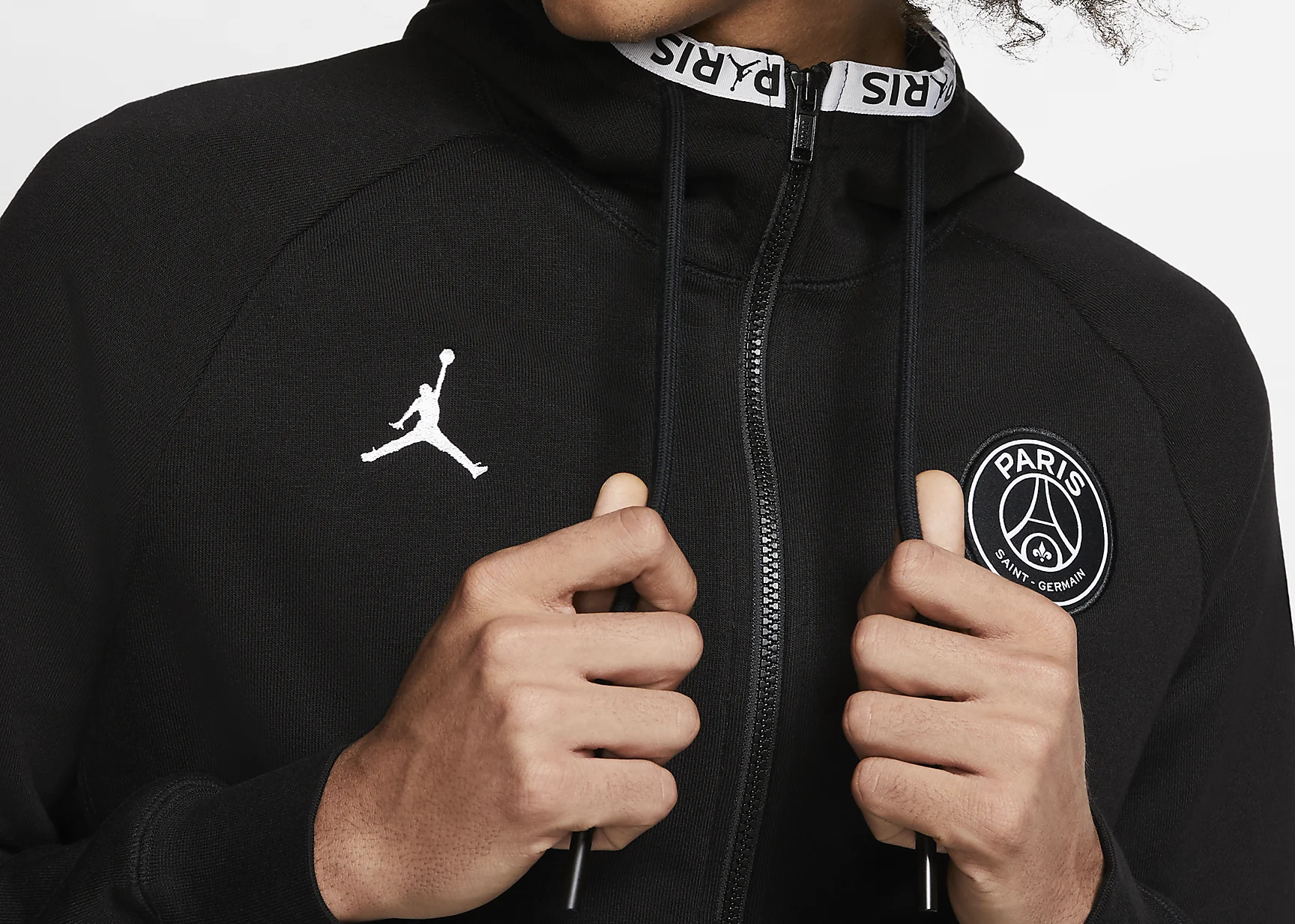Het zwarte Paris Saint Germain Jordan Brand trainingspak 2019 2020