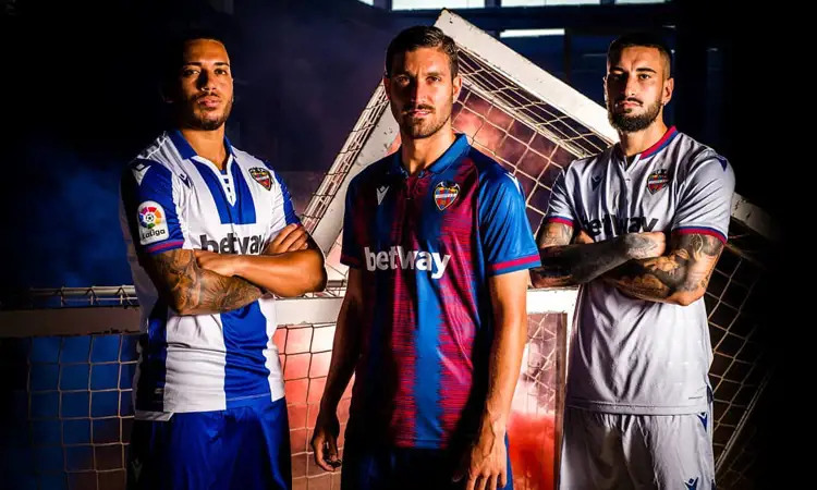 Levante UD voetbalshirts 2019-2020