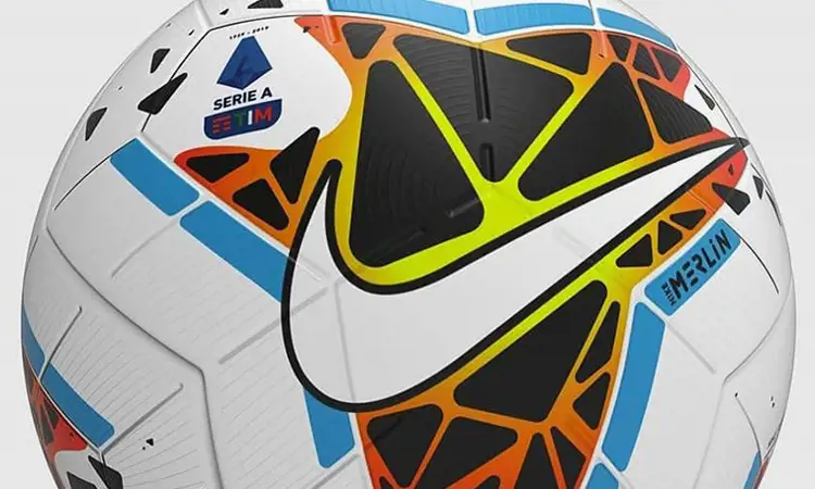 sterk wervelkolom Verzadigen De officiële Serie A Nike Merlin wedstrijdbal voor 2019-2020 -  Voetbalshirts.com