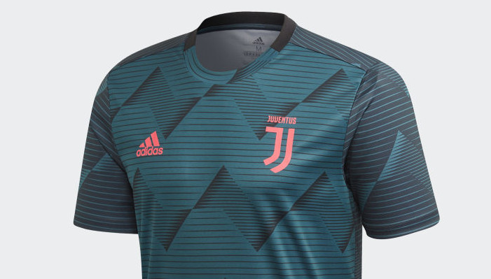 juventus warm up jersey