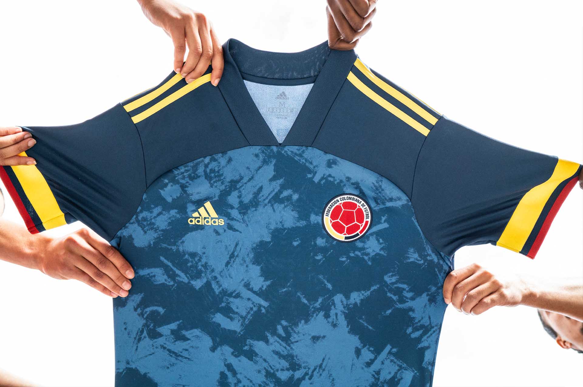 Colombia uitshirt 2020-2021 - Voetbalshirts.com