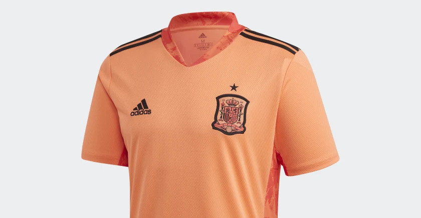 spanje-keeper-shirt-euro-2020.jpg