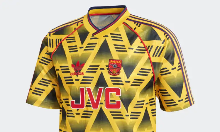 Arsenal Bruised Banana voetbalshirt 1991-1993 opnieuw gelanceerd