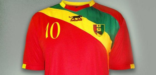 Guinea_voetbalshirts.jpg