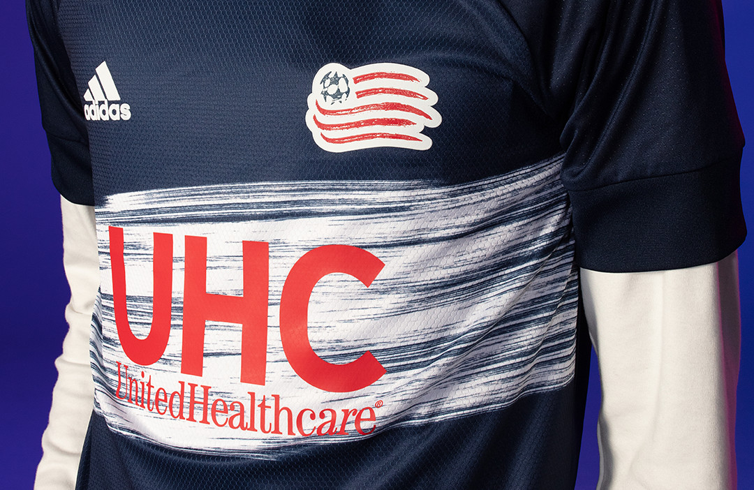 new-england-revolution-thuisshirt-2020-21.jpg