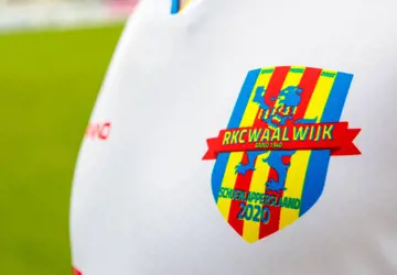 rkc-waalwijk-voetbalshirt-carnaval-2020.jpg