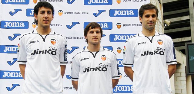 Valencia_thuisshirt_2012_2013.jpg