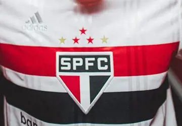 sao-paulo-voetbalshirt-2020-21.jpg