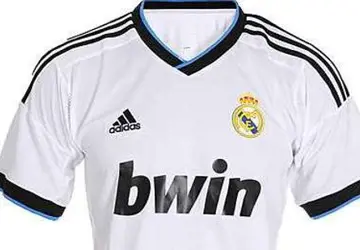 Real_Madrid_thuisshirt_2012_2013b.jpg