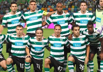 Sporting_Portugal_thuisshirt_2012_2013.jpg