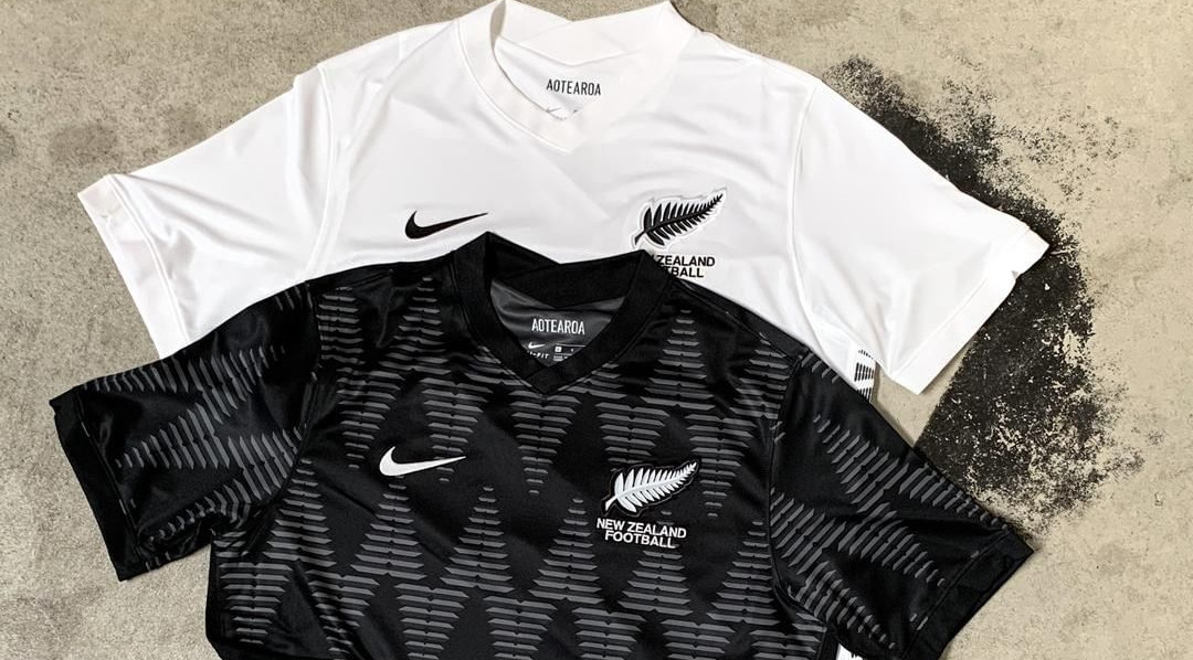 nieuw-zeeland-voetbalshirts-2020-2021-b.jpg