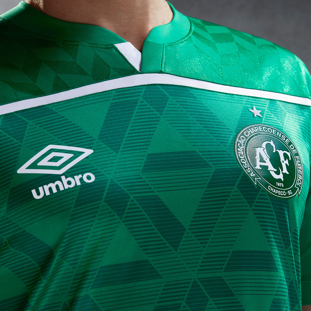 Chapecoense thuisshirt 2020-2021