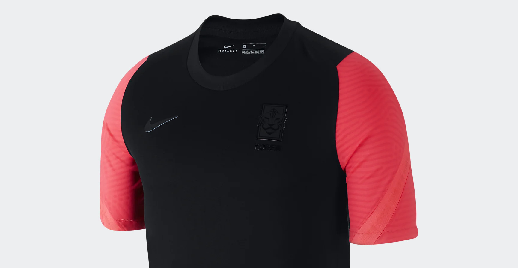zuid-korea-training-shirt-2020-2021-zwart-roze.jpg