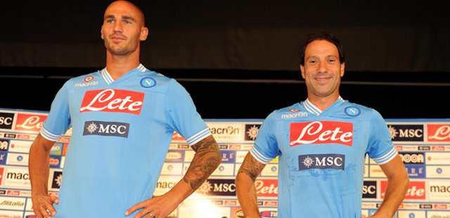Napoli_thuisshirt_2012_2013.jpg