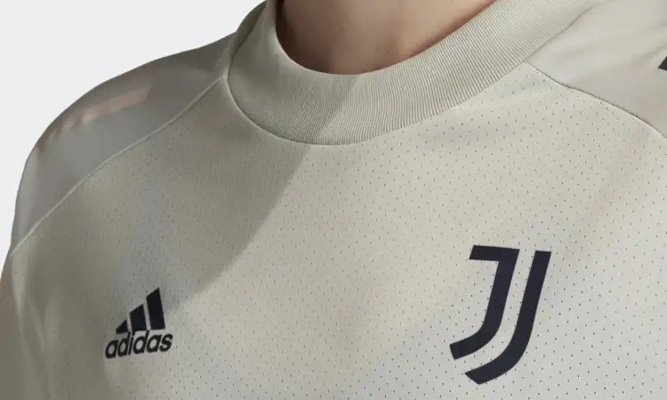 Juventus trainingsshirt 2020-2021