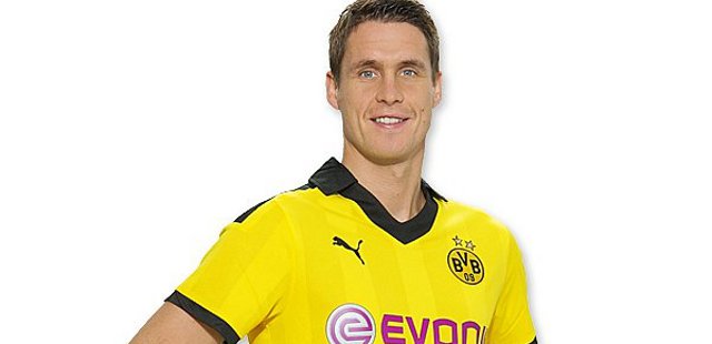 Borussia Dortmund Weihnahcten shirt 2012-2013.jpg
