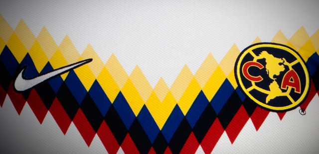 Club America voetbalshirt 2013.jpg