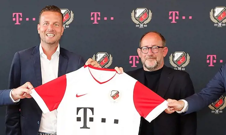 T-Mobile shirtsponsor FC Utrecht vanaf 2020-2021