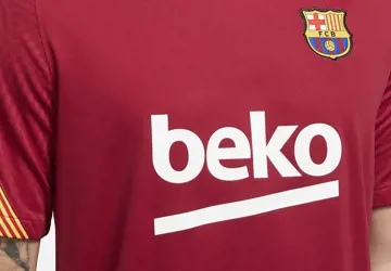 barcelona-trainingsshirt-2020-2021-rood.jpg