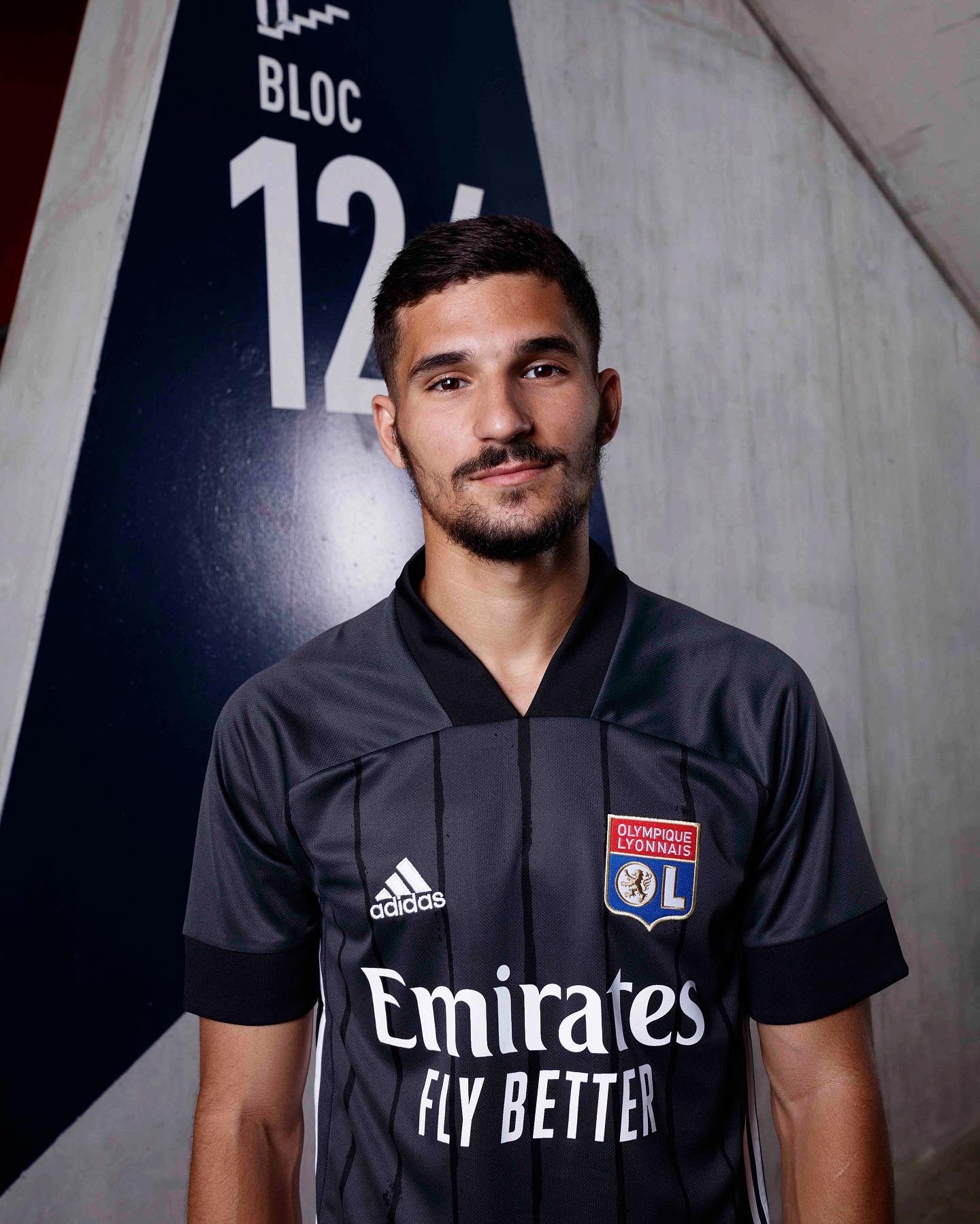 Olympique Lyon voetbalshirt 2020-2021