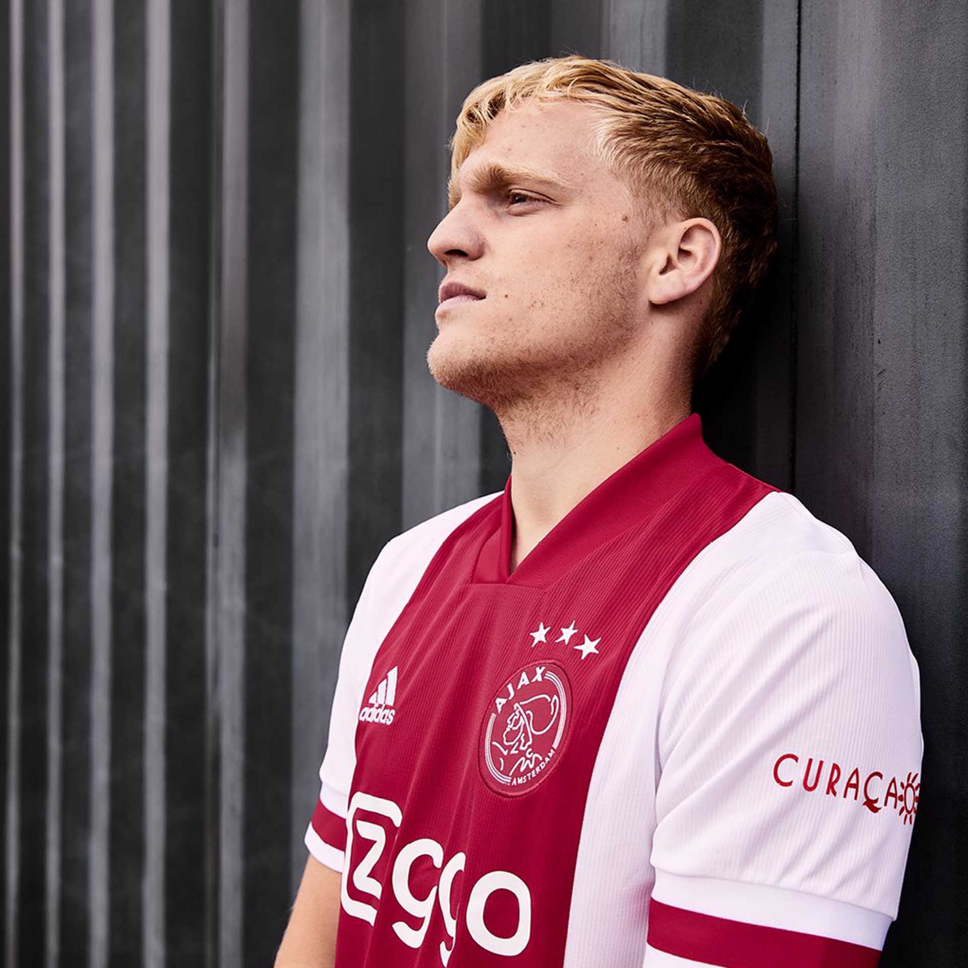 Ajax thuistenue 2020-2021