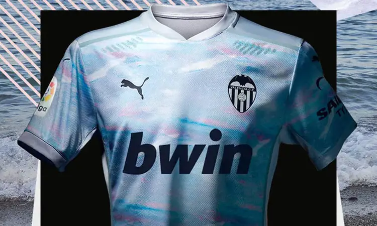 Valencia 3e voetbalshirt 2020-2021