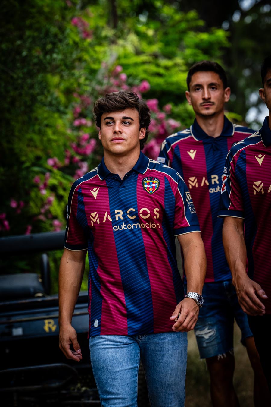 Levante UD voetbalshirts 2025-2026 ode aan oude stadion en de zee