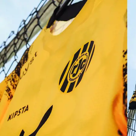 Dit zijn de Roda JC voetbalshirts 2024-2025