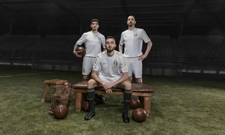 Italië voetbalshirt 125 jarig bestaan voetbalbond