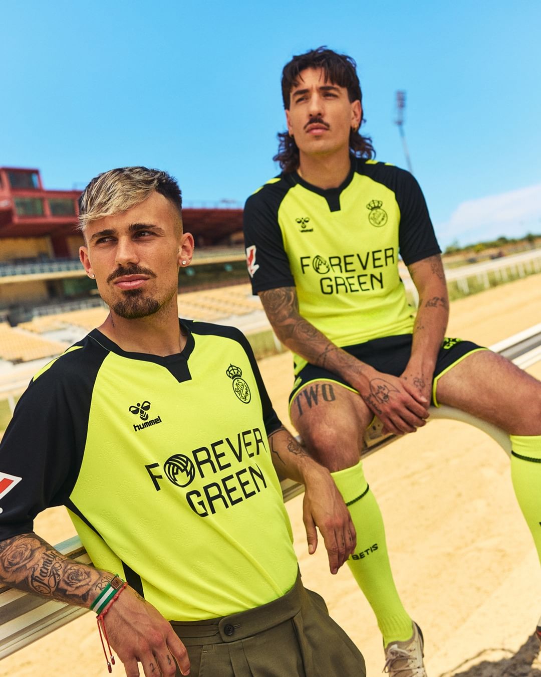 Real Betis voetbalshirts 2024-2025 hebben jaren '90 look en zijn geïnspireerd door eerste shirts!