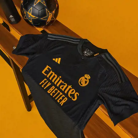 Real Madrid 3e voetbalshirt 2023-2024