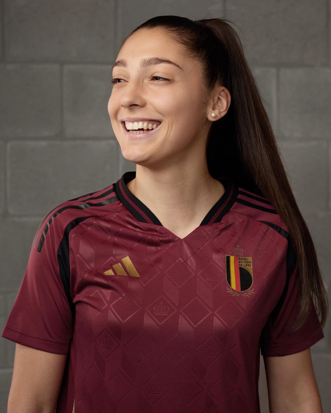 België EK 2024 thuisshirt ode aan jubileum voetbalbond!