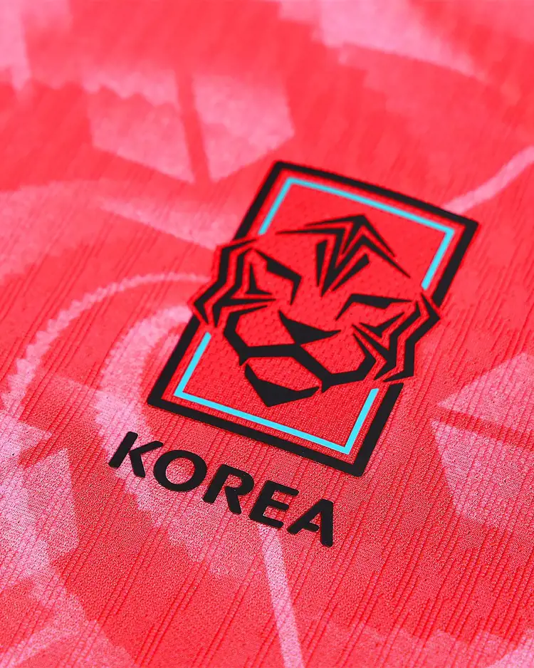 Zuid Korea voetbalshirts 2024-2025 zijn artistieke parels!