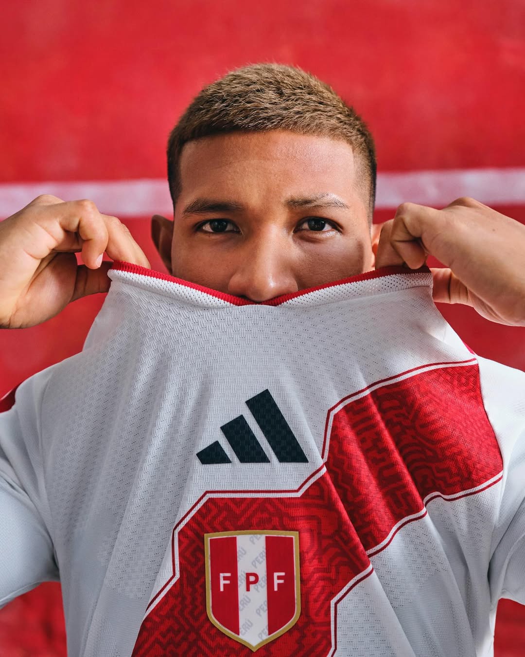 Peru voetbalshirt 2026-2027 geïnspireerd door landschappen! 