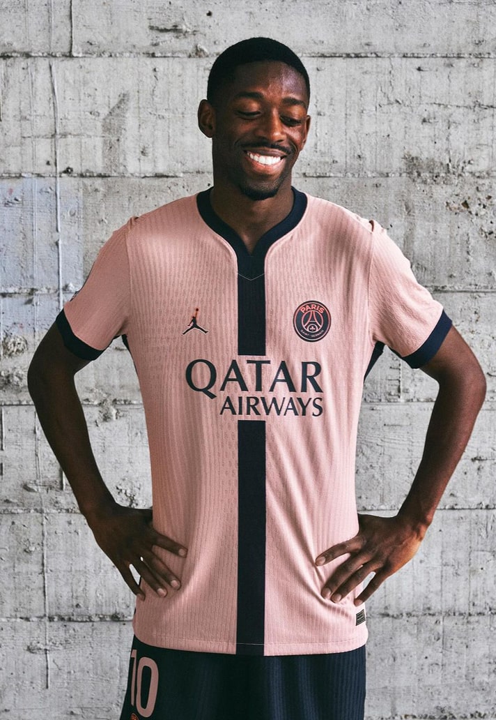 Paris Saint Germain Jordan Brand 3e shirt 2024-2025 is roze!