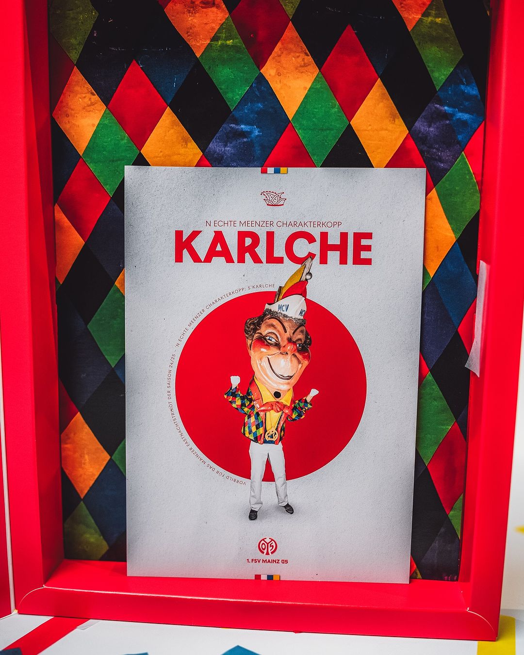 FSV Mainz carnaval voetbalshirt 2024-2025 geïnspireerd door Schwellkop Karlchen