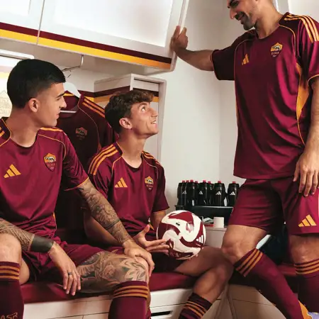AS Roma thuisshirt 2025-2026 heeft jaren '90 look!