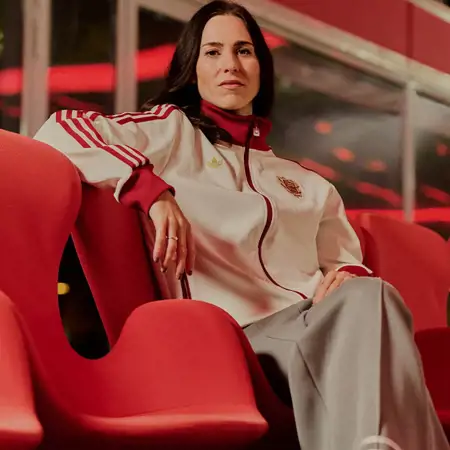 Bayern München voetbalshirt 125 jarig bestaan geïnspireerd door historie!