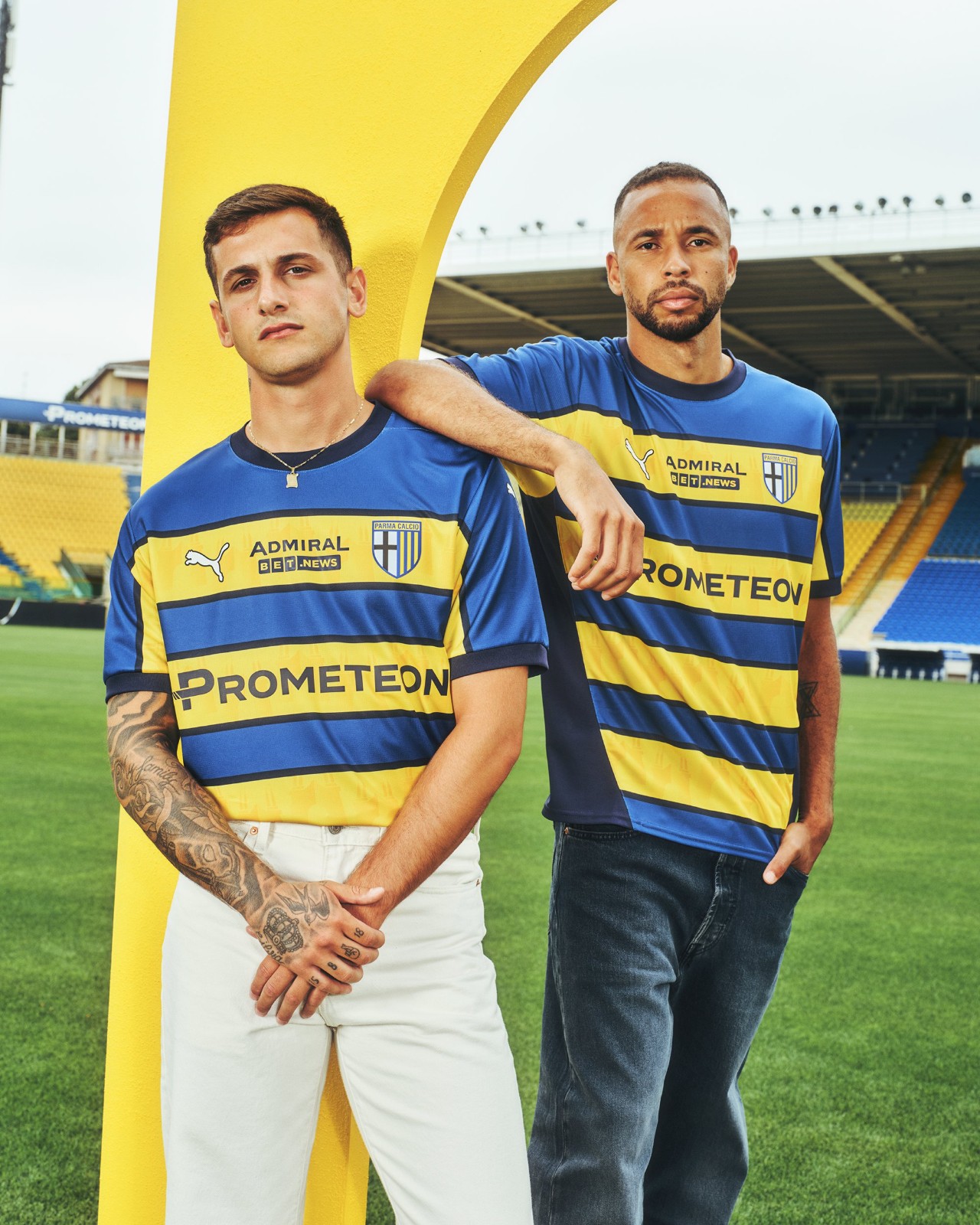 Dit zijn de Parma Calcio 1913 voetbalshirts 2024-2025