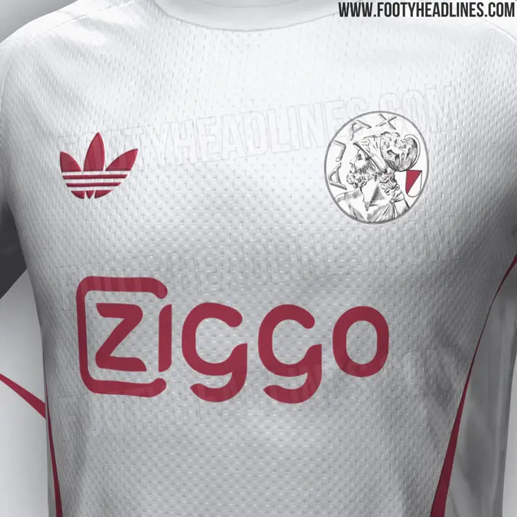 Ajax 3e shirt 2024-2025 bevat adidas Originals logo